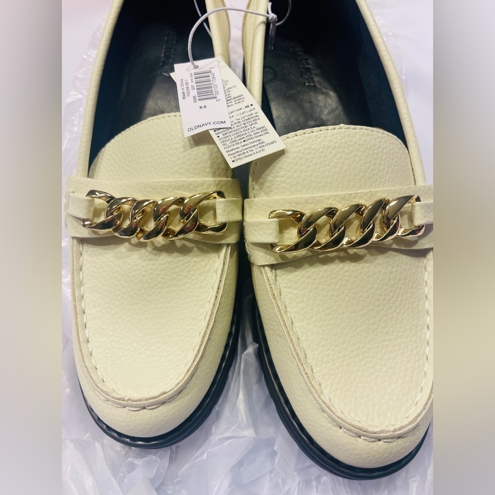 NWT Old Navy Faux Leather Chunky Heel Loafers Size 8.5 off white